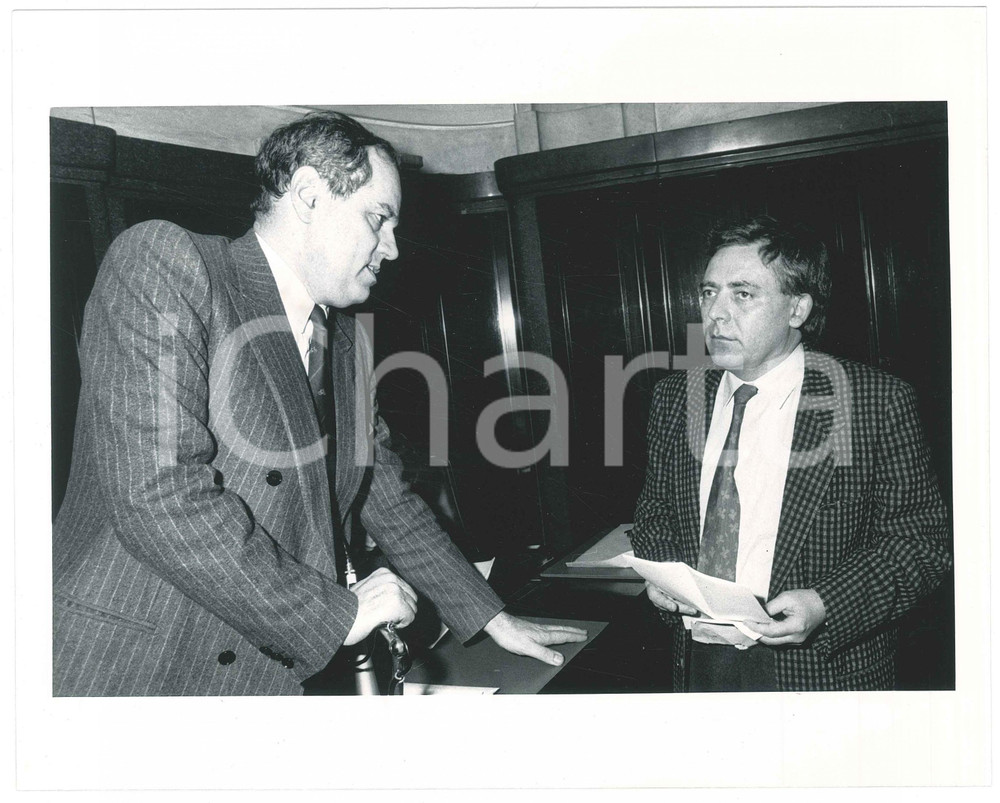 Fotografia d epoca originale 1985 ca MILANO Palazzo Marino  Giuseppe ZOLA Roberto CAMAGNI  Foto 25x20 cm 1