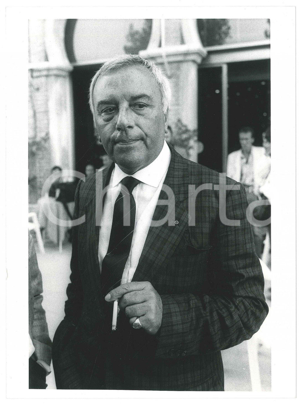 Fotografia d epoca originale 1985 ca ITALIA  COSTUME Elio SPARANO Ritratto del giornalista  Foto 24x18 cm 1