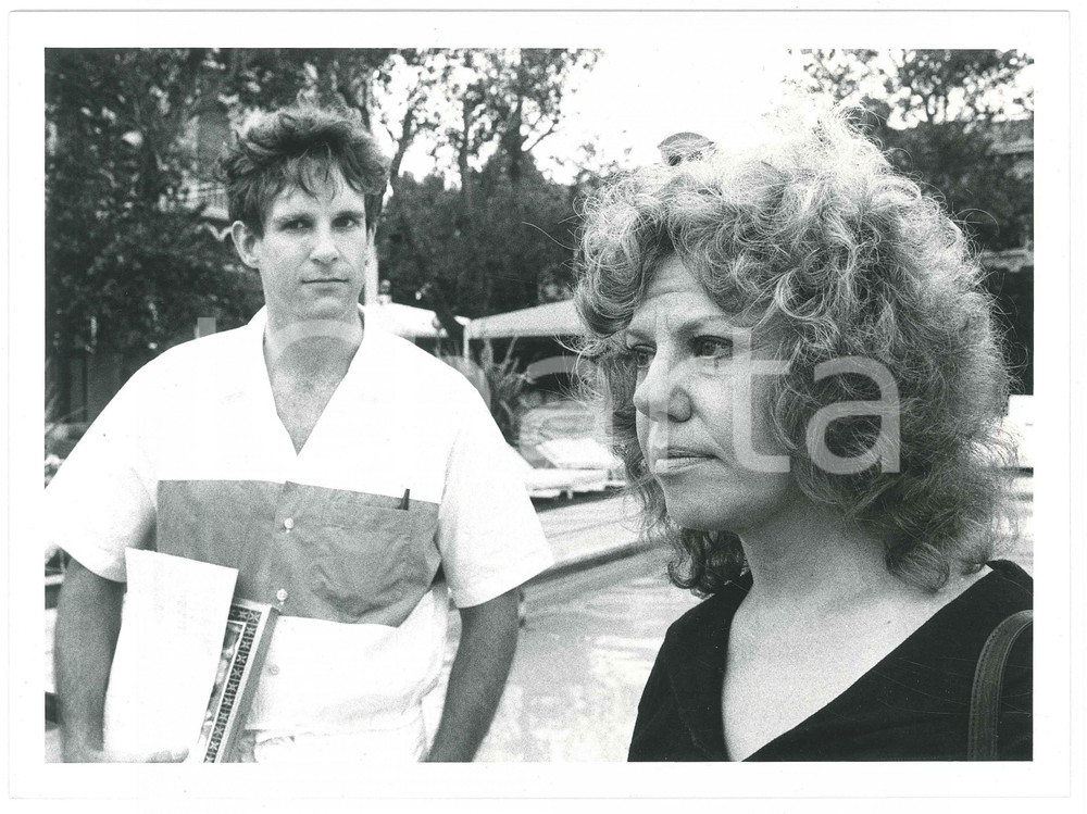 Fotografia d epoca originale 1984 VENEZIA  COSTUME Erica JONG  Clayton WHEAT Foto 24x18 cm 1