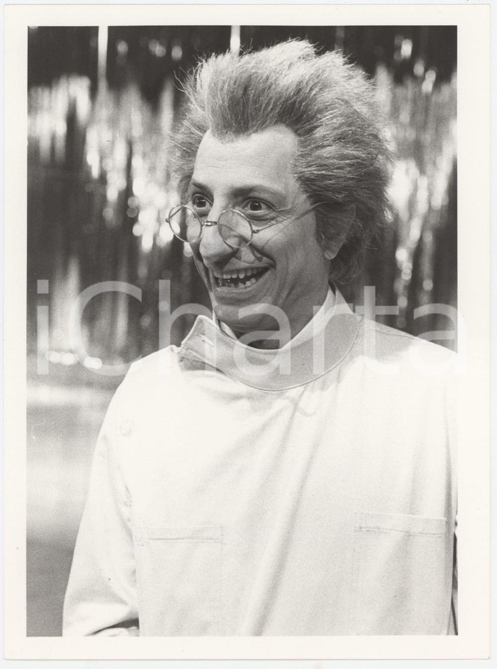 Fotografia d epoca originale 1985 RAI DUE Il tastomatto  Pippo FRANCO lo scienziato pazzo  Foto 18x24 1 1