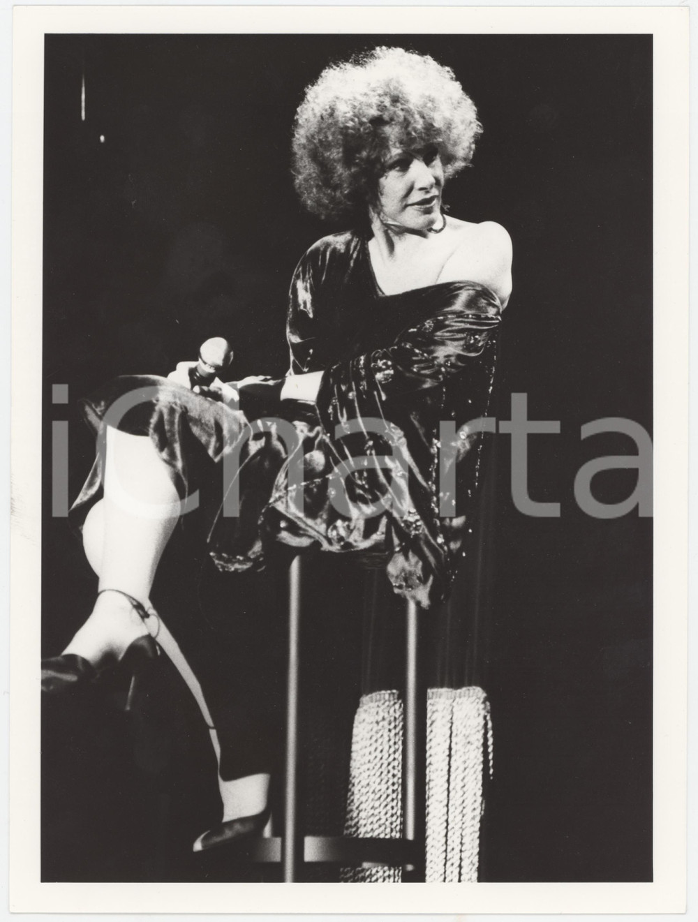 Fotografia d epoca originale 1985 ca ITALIA MUSICA  Ornella VANONI Ritratto della cantante  Foto 18x24 17 1
