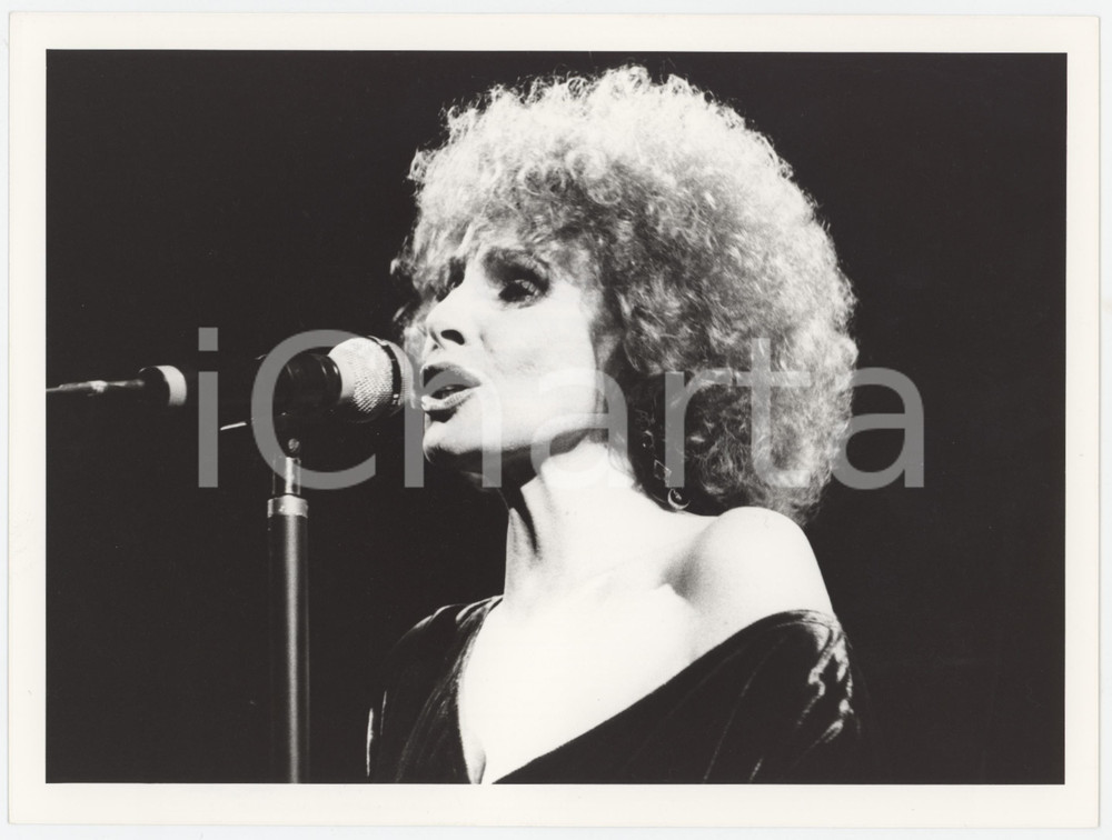 Fotografia d epoca originale 1985 ca ITALIA MUSICA  Ornella VANONI Ritratto della cantante  Foto 24x18 2 1