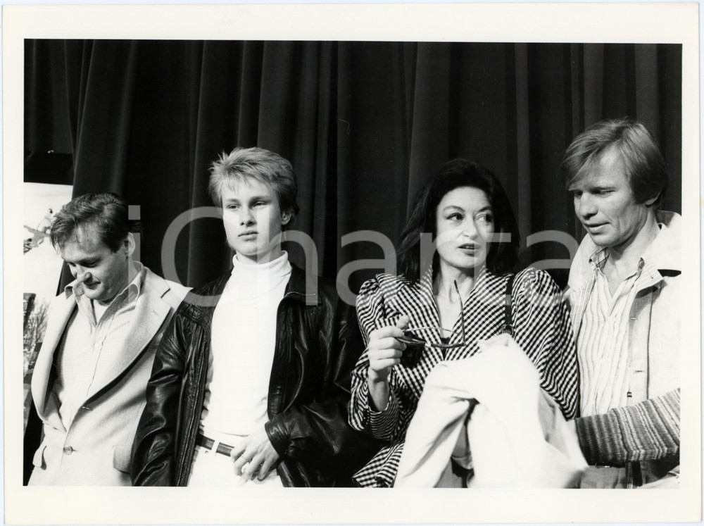 Fotografia d epoca originale 1984 FESTIVAL DI CANNES  Anouk AIMÃ‰E Jerzy e Michal SKOLIMOWSKI Michael YORK 1