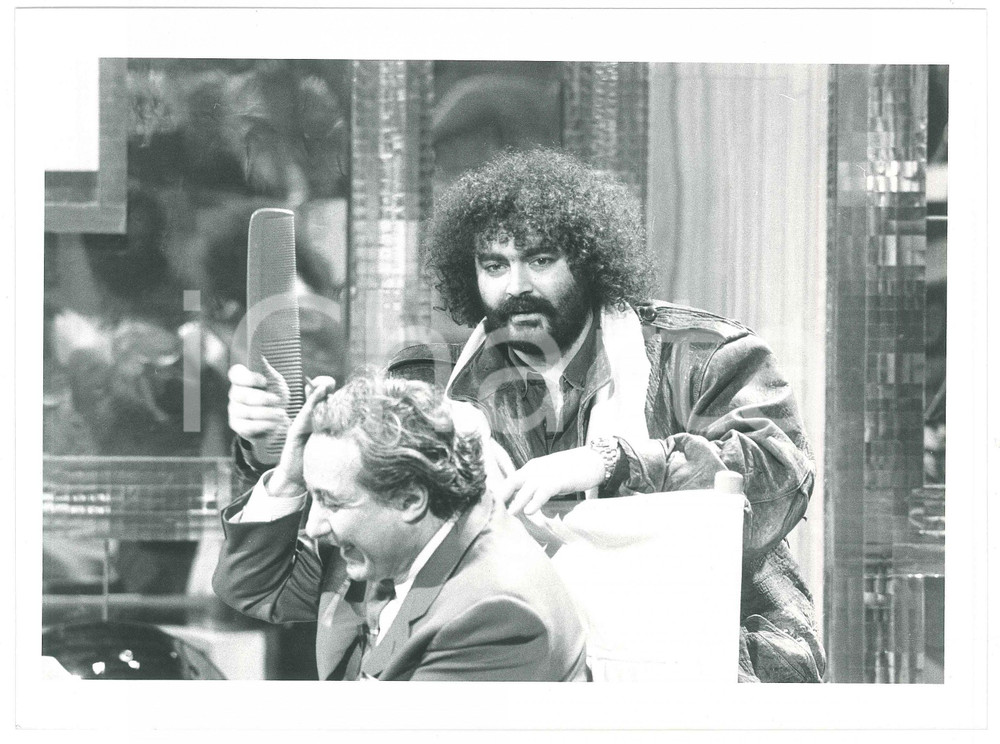 Fotografia d epoca originale 1983 ? Test  Gioco per conoscersi Diego ABATANTUONO Enzo SPALTRO  Foto 2 1