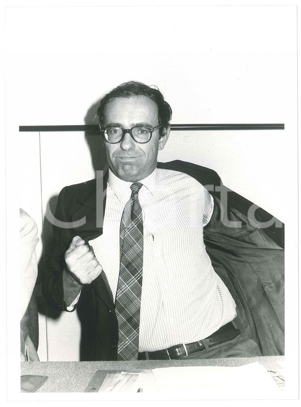 Fotografia d epoca originale 1985 ca PARTITO SOCIALISTA  Mario ABIS Ritratto del sociologo  Foto 18x24 2 1