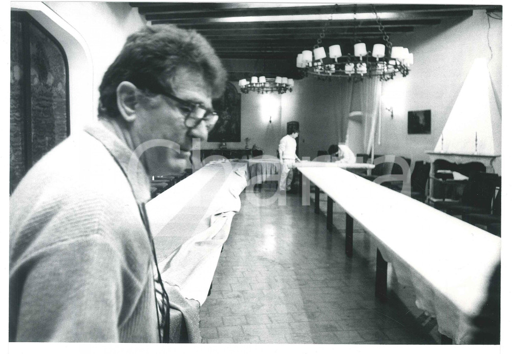 Materiale cinematografico d’epoca 1987 LUNGA VITA ALLA SIGNORA!  Ermanno OLMI Ritratto del regista Foto 24x18 cm 1
