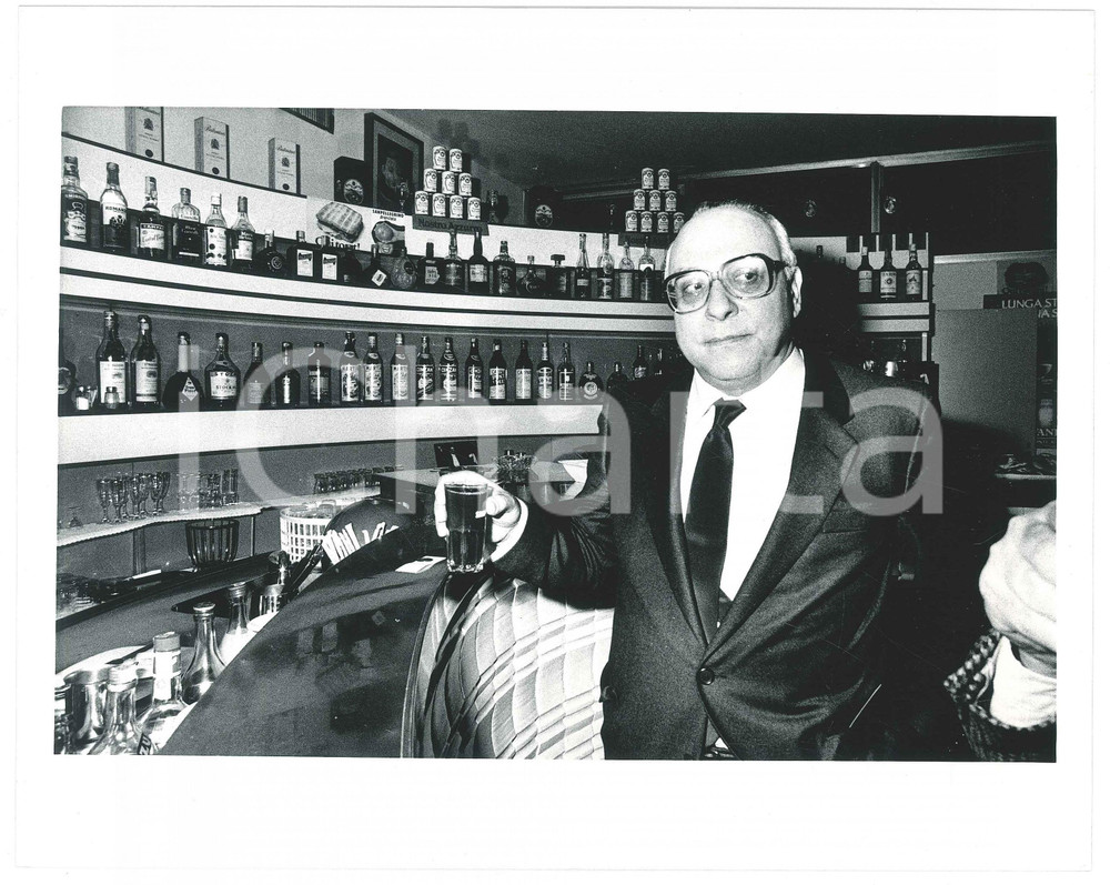Fotografia d epoca originale 1985 ca PARTITO SOCIALISTA  Gennaro ACQUAVIVA Politico PSI  Foto 25x20 cm 2 1