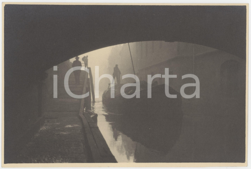 Fotografia d epoca originale 1940 ca MILANO Un barcone sul Naviglio Grande  Foto ARTISTICA 21x15 cm 1