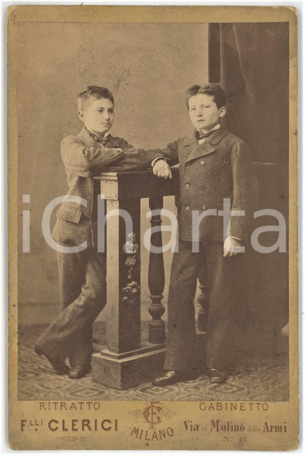 Fotografia d epoca originale 1875 ca MILANO Ritratto di due fratelli bambini  Foto Fratelli CLERICI 10x15 cm 1