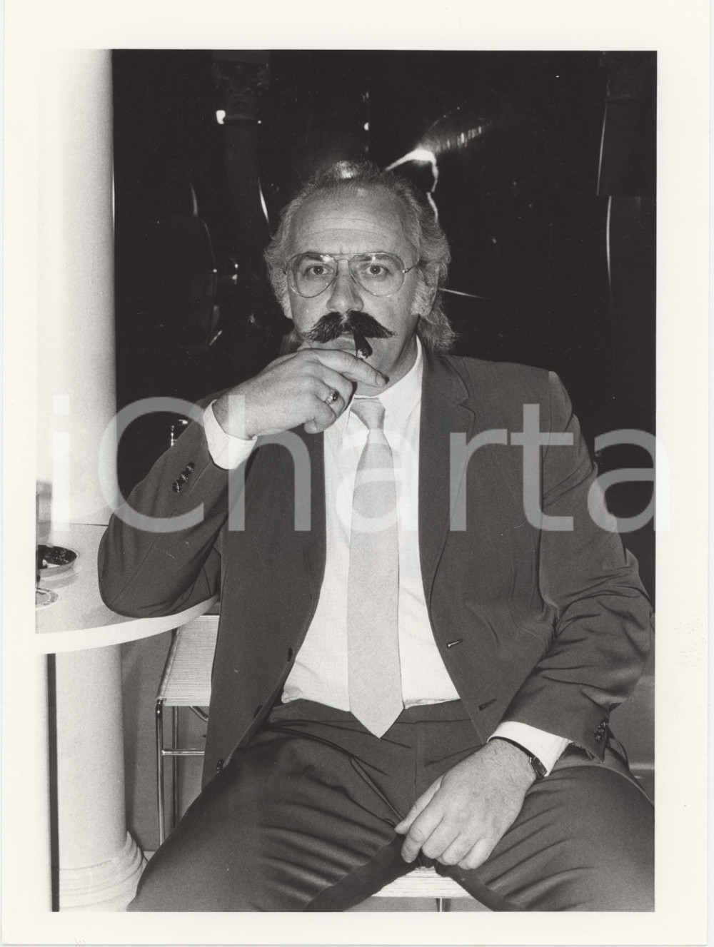 Fotografia d epoca originale 1990 ca COSTUME ITALIA Alberto FREMURA Ritratto del disegnatore  Foto 18x24 cm 1