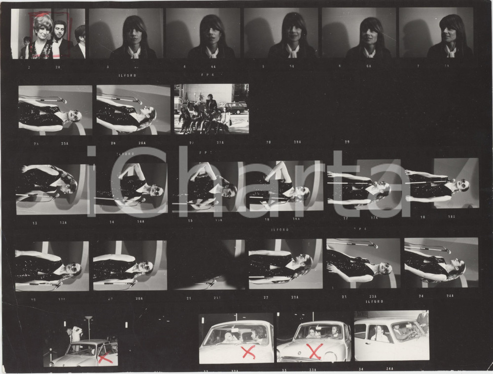 Fotografia d epoca originale 1970 ca COSTUME ITALIA  MINA paparazzata e in concerto  Foto 25 provini 1