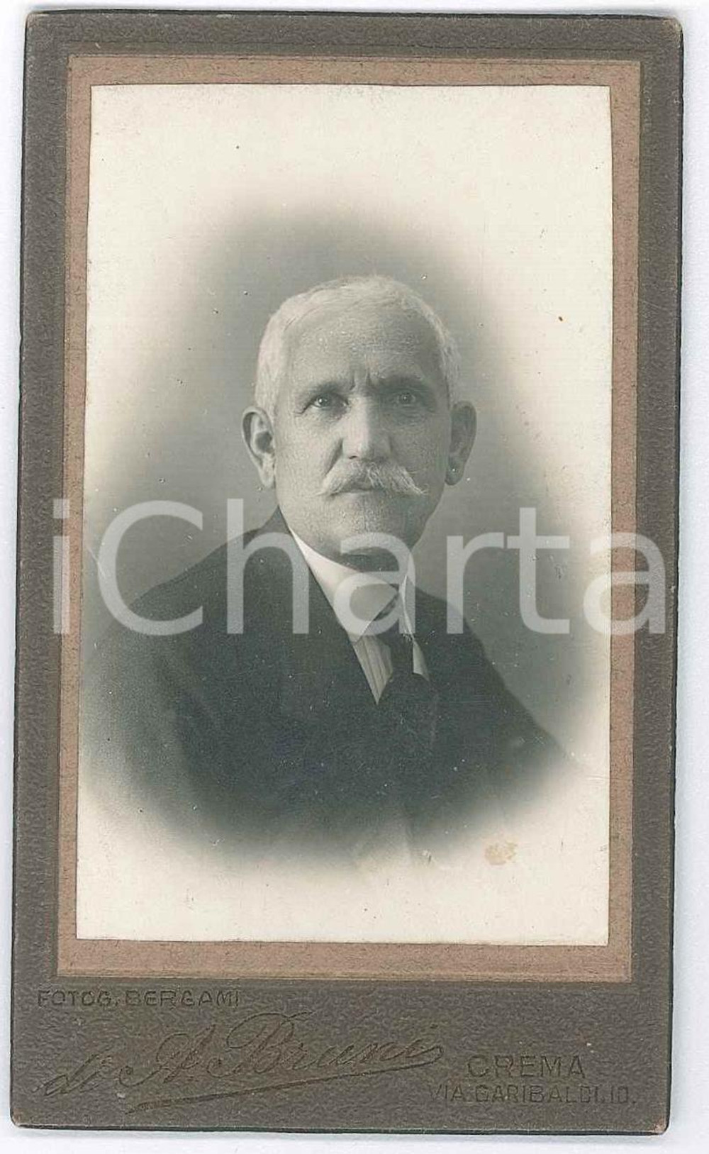 Fotografia d epoca originale 1914 CREMA Ritratto maschile  Fotografo A. BRUNI Via Garibaldi 10  CDV 1