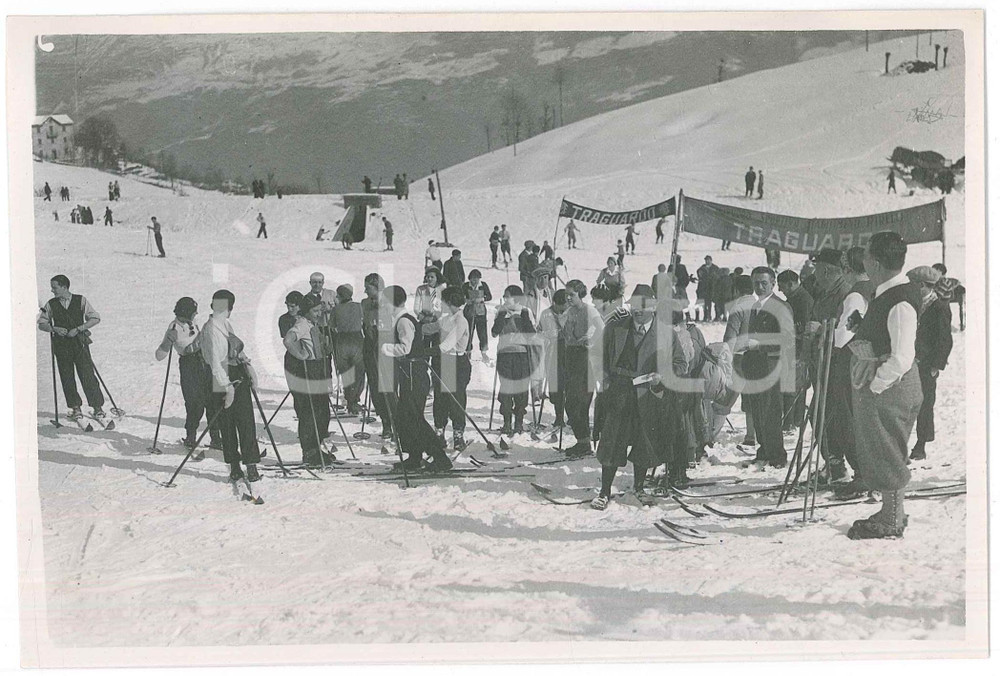 Fotografia d epoca originale 1933 COSTA IMAGNA BG Gruppo di sciatori sulle piste Fotografia 18x13 cm 1