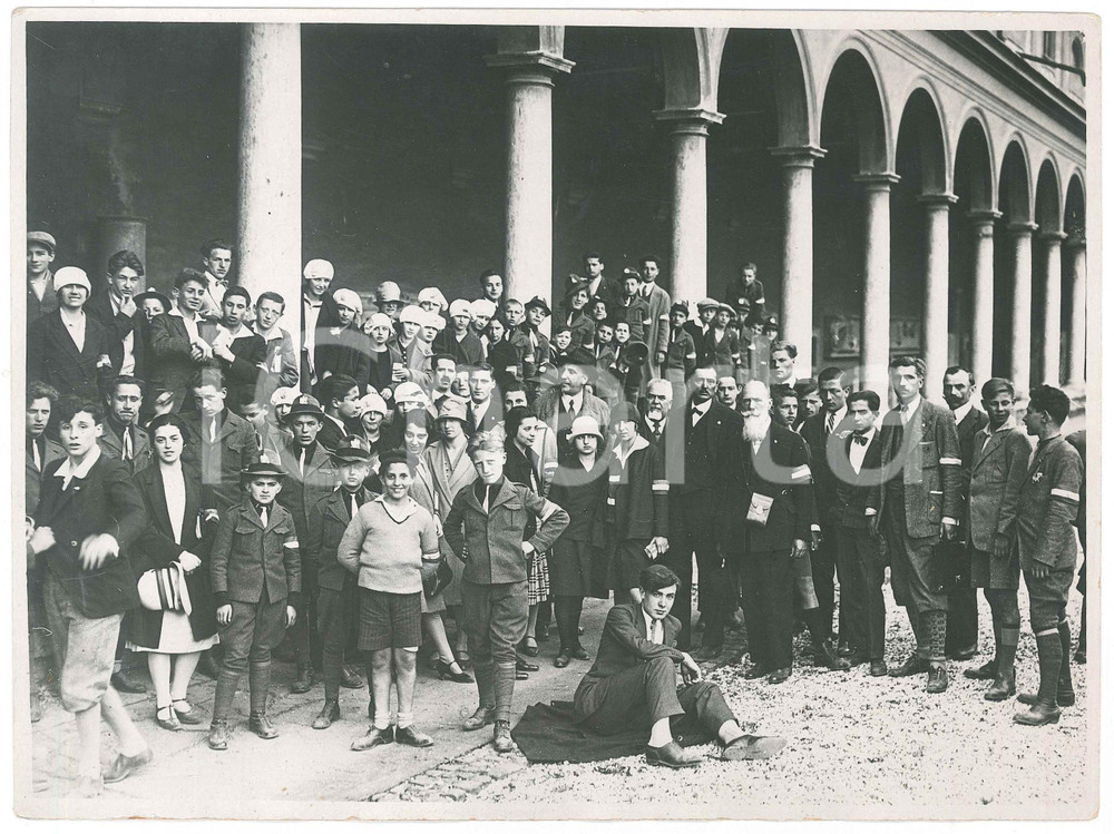 Fotografia d epoca originale 1927 ROMA Terme di Diocleziano  Gruppo escursionisti patrioti friulani Foto 1