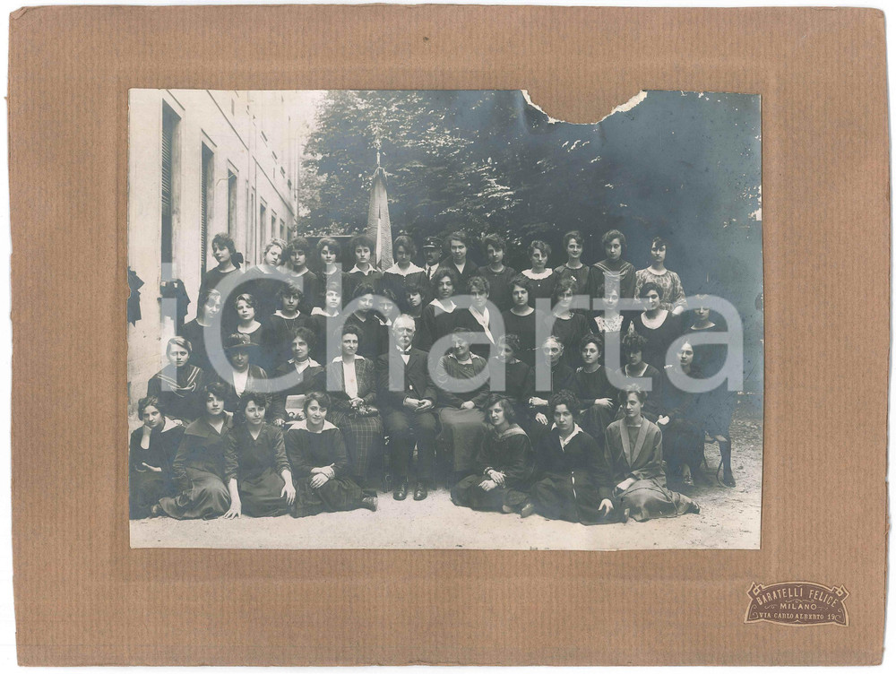 Fotografia d epoca originale 1920 MILANO Istituto scolastico femminile  Foto di gruppo BARATELLI 32x24 cm 1