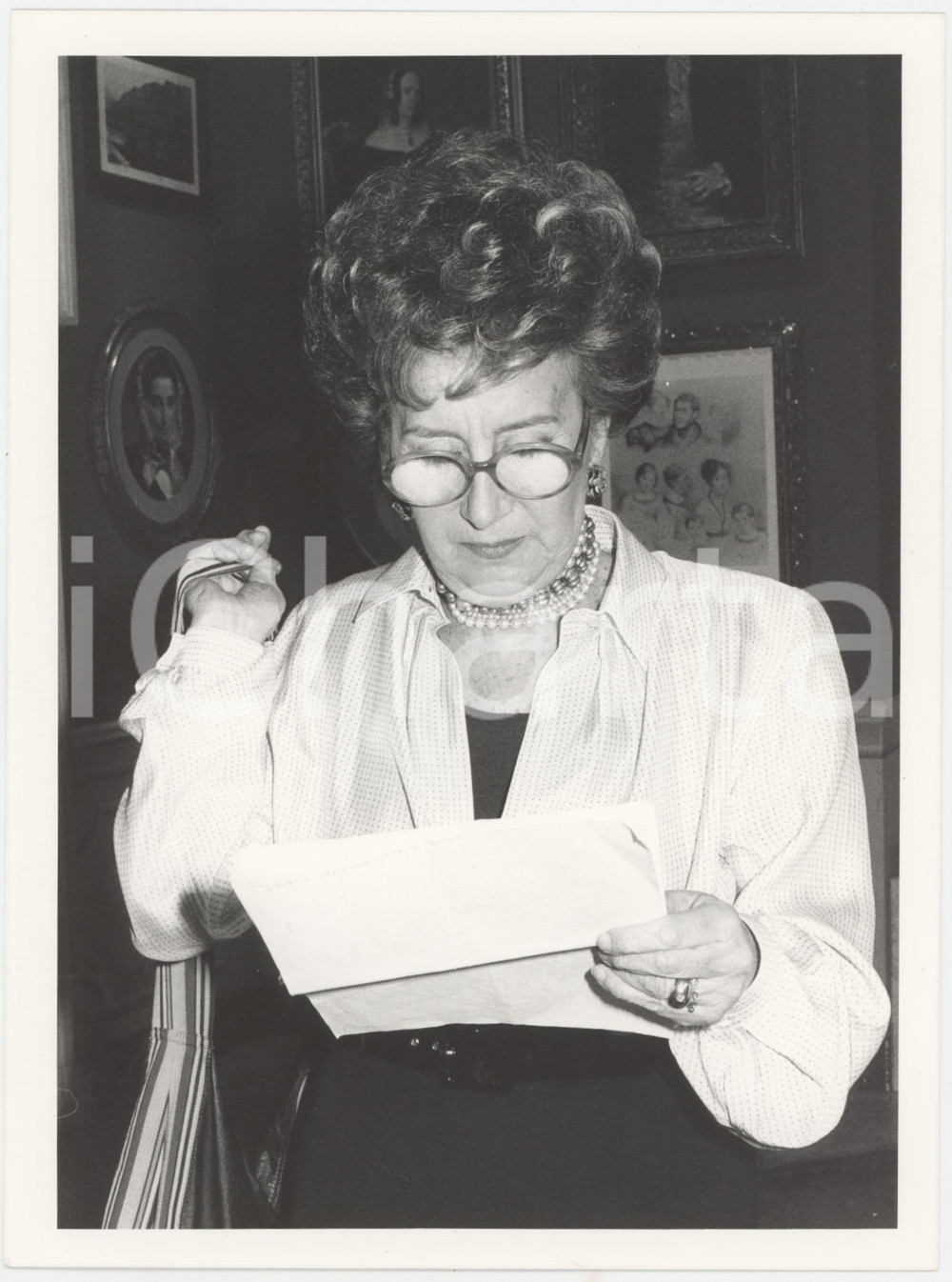 Fotografia d epoca originale 1985 RAI Serata Manzoni  Camilla CEDERNA  Ritratto Foto 4 1