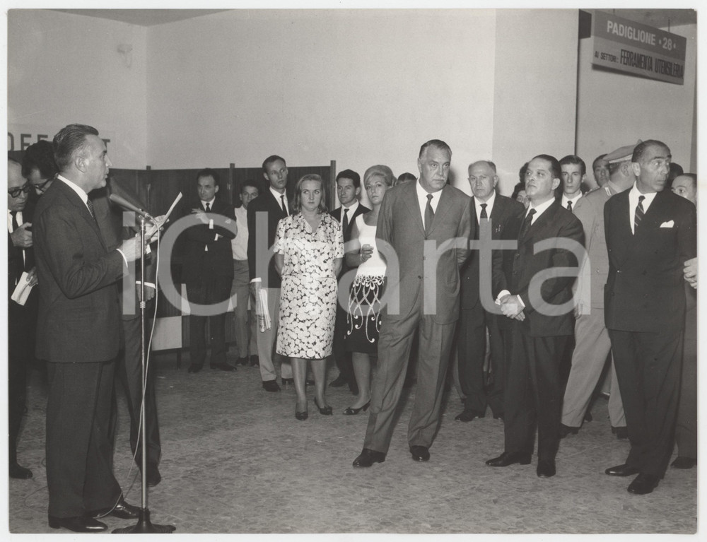 Fotografia d epoca originale 1964 FIERA DI MILANO Primo MACEF  Athos VALSECCHI in visita Foto 5 1