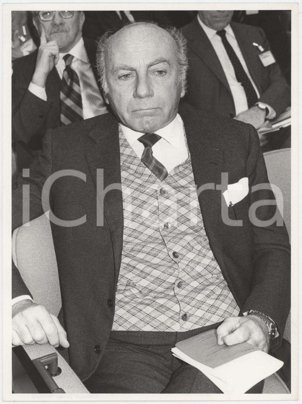 Fotografia d epoca originale 1985 ca MILANO BORSA ASSBB  Giuseppe VIGORELLI presidente  Ritratto Foto 2 1