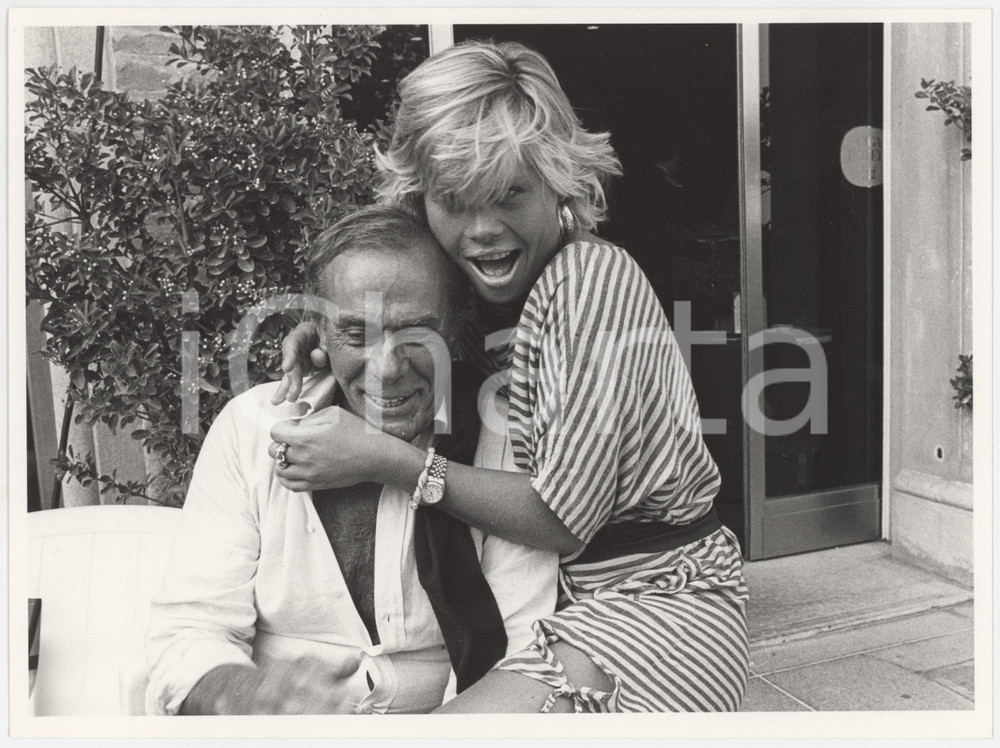 Fotografia d epoca originale 1985 ca CINEMA ITALIA Massimo SERATO e Diana MARTIN Foto 2 1