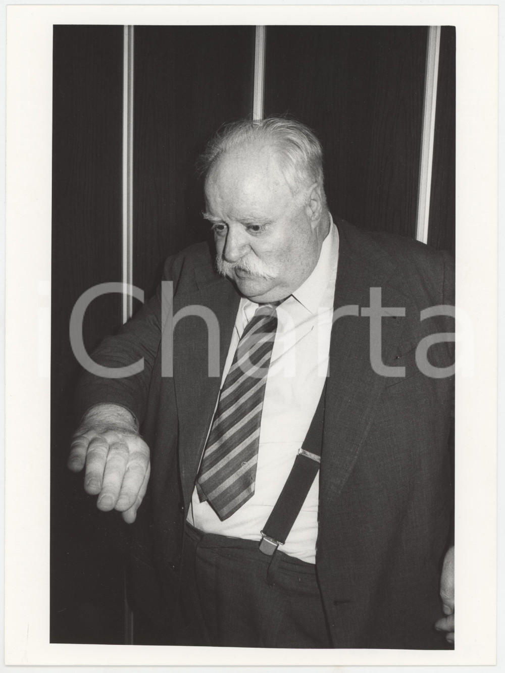 Fotografia d epoca originale 1985 ca POLITICA  MSI  Mario TEDESCHI  Ritratto  Foto 18x24 cm 10 1