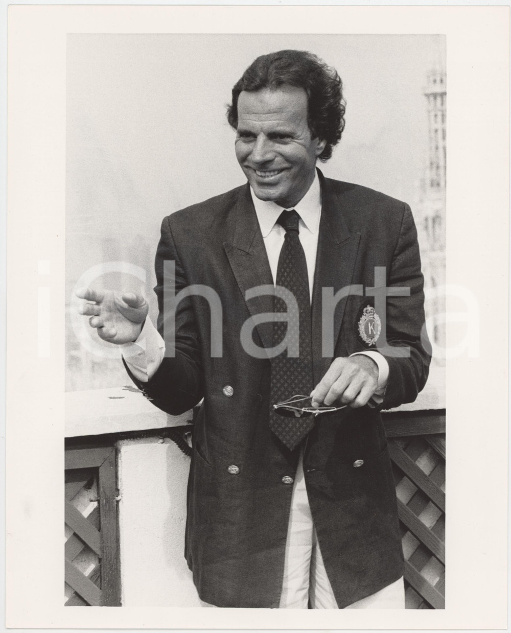 Fotografia d epoca originale 1990 ca MILANO Julio IGLESIAS Ritratto cantante  Foto 20x25 cm 1 1