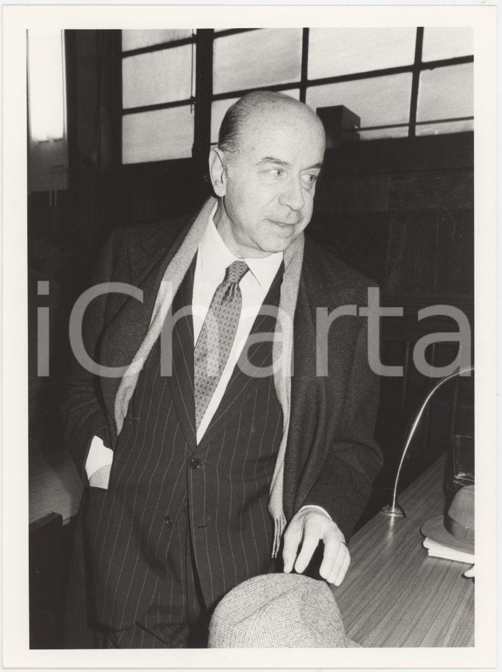 Fotografia d epoca originale 1985 ca MILANO Processo SINDONA Giuseppe PETRILLI in tribunale  Foto 18x24 cm 1