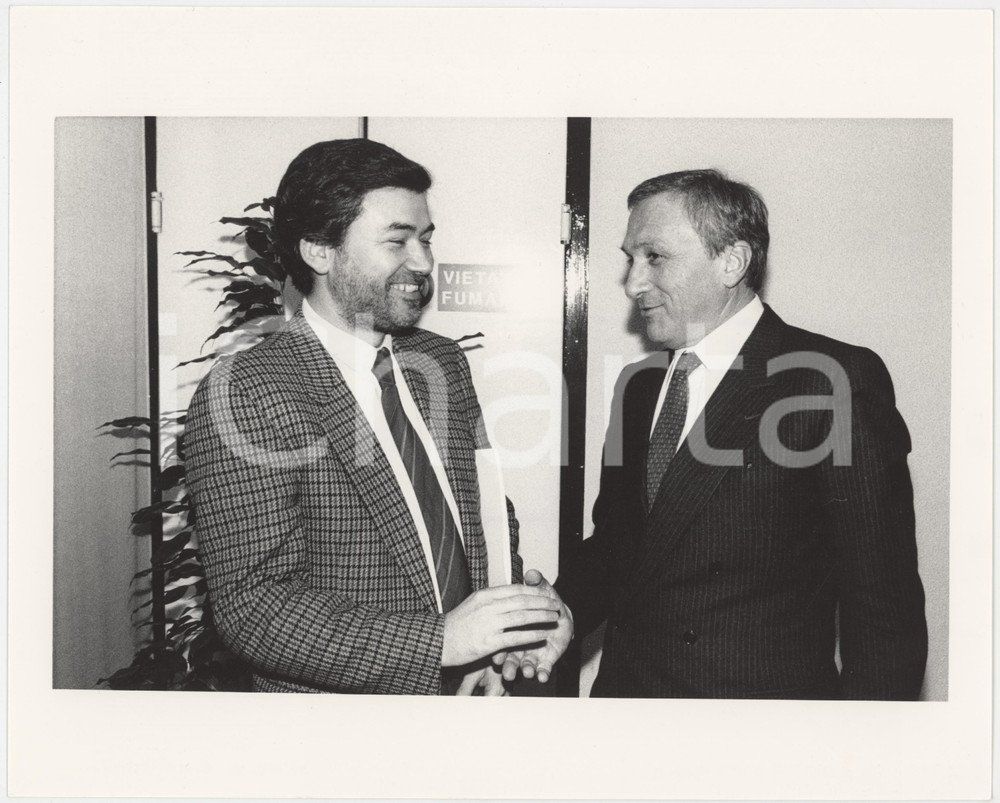 Fotografia d epoca originale 1985 ca ITALIA  POLITICA Sergio COFFERATI Demetrio CORRADI Foto 25x20 cm 1