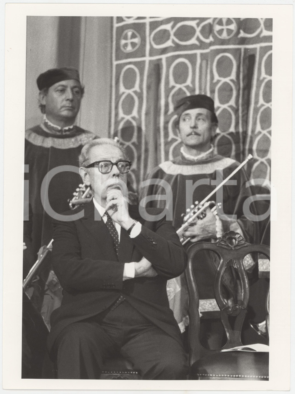 Fotografia d epoca originale 1985 ITALIA  CINEMA Gianluigi RONDI Ritratto  Foto 18x24 cm 1