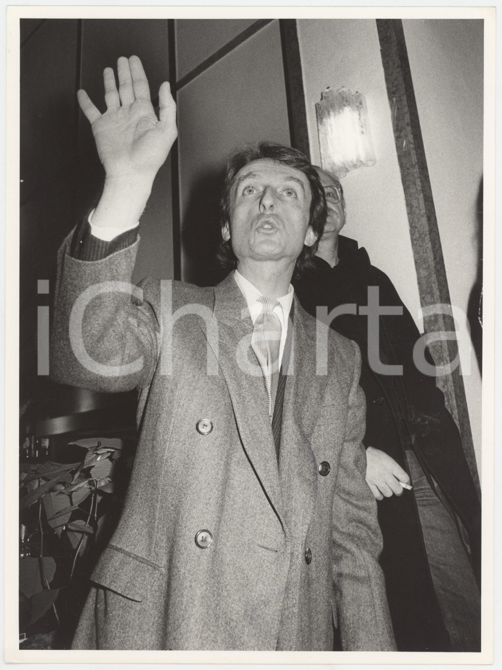 Fotografia d epoca originale 1985 COSTUME Gino PAOLI Luca CORDERO DI MONTEZEMOLO Foto 18x24 cm 2 1