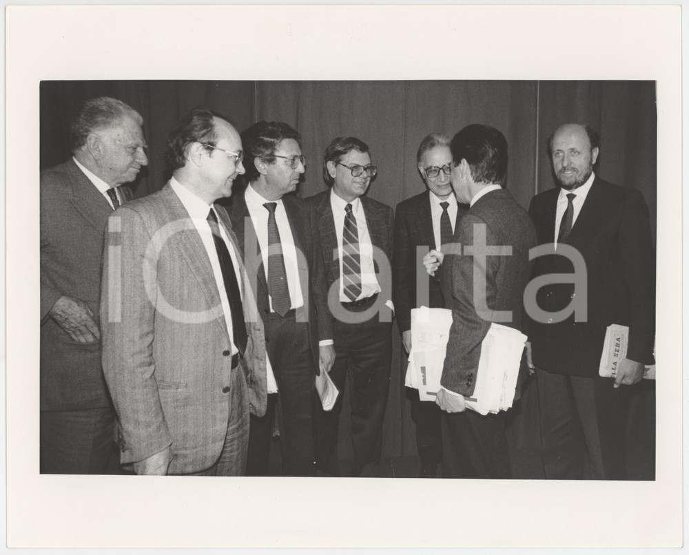 Fotografia d epoca originale 1985 ca MILANO Roberto MAZZOTTA Gianni ZANDANO Piero SCHLESINGER Piero BARUCCI 1