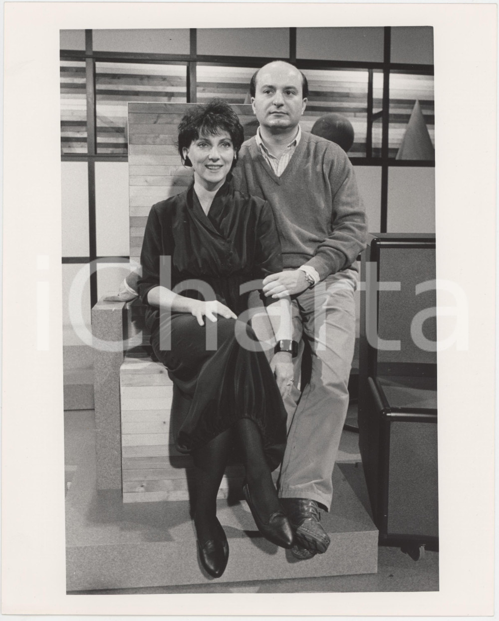 1990 ca ITALIA - COSTUME Carla URBAN e Maurizio FERRINI Foto 20x25 cm (2)