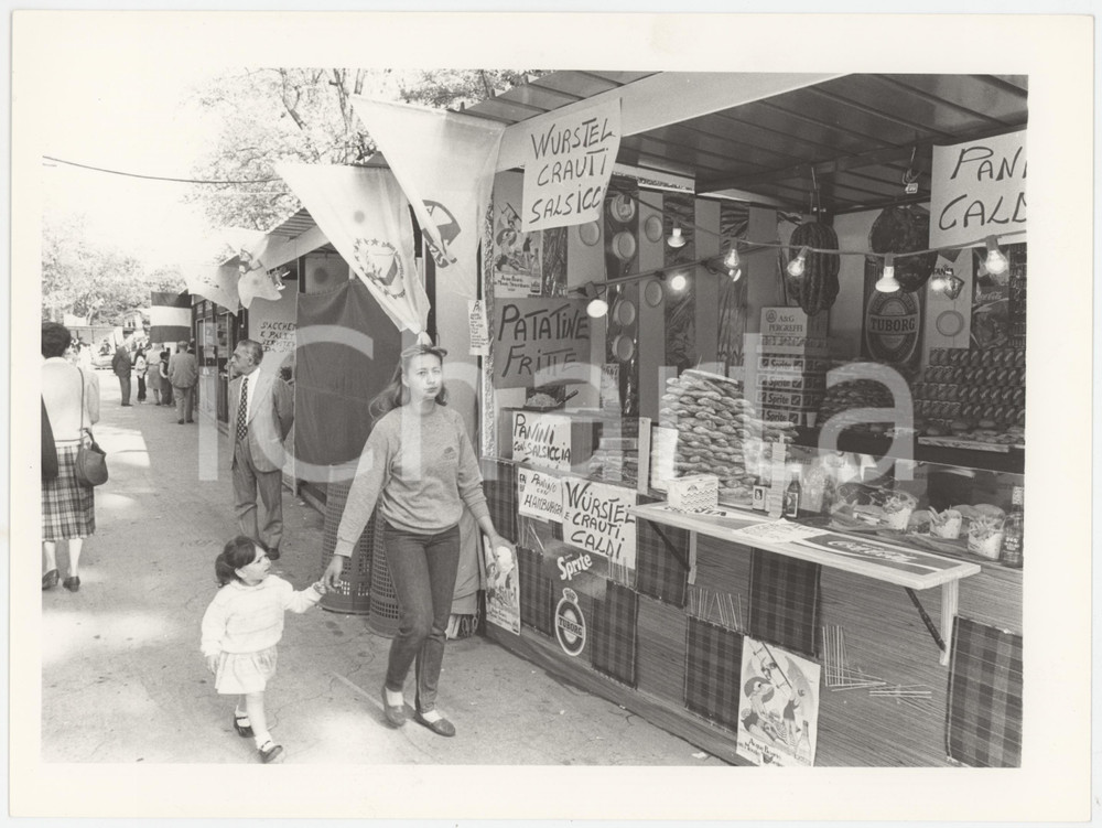 Fotografia d epoca originale 1984 MILANO Festa dell amicizia DEMOCRAZIA CRISTIANA Foto 24x18 cm 7 1