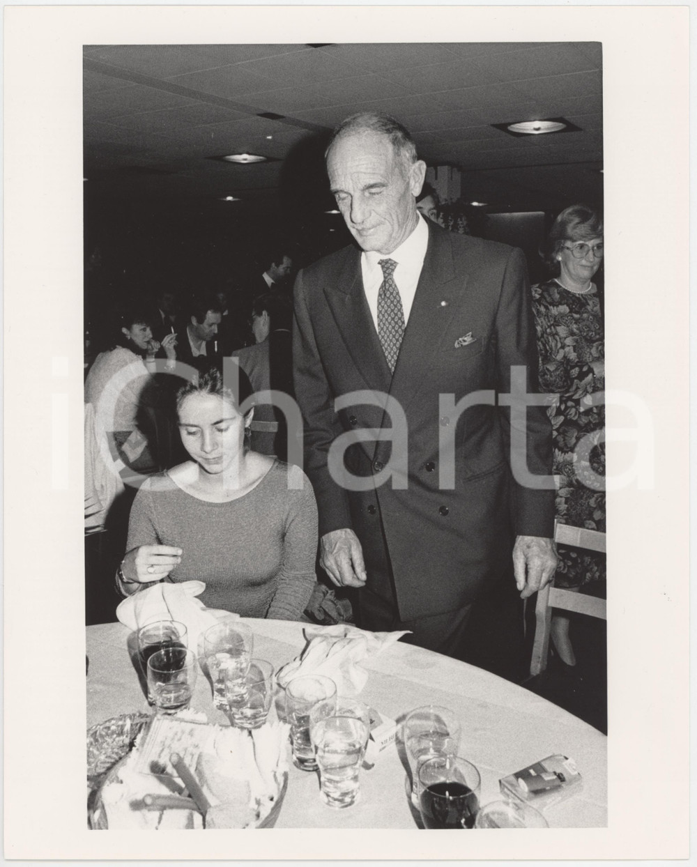 Fotografia d epoca originale 1987 ITALIA  COSTUME Philippe LEROY Silvia TORTORA Foto 20x25 cm 1 1