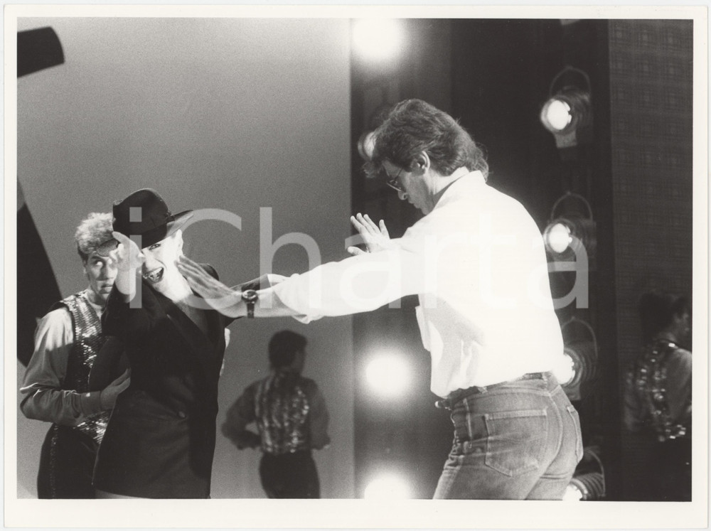 Fotografia d epoca originale 1985 RAI Loretta Goggi in quiz Gianni BREZZA Loretta GOGGI backstage  Foto 2 1