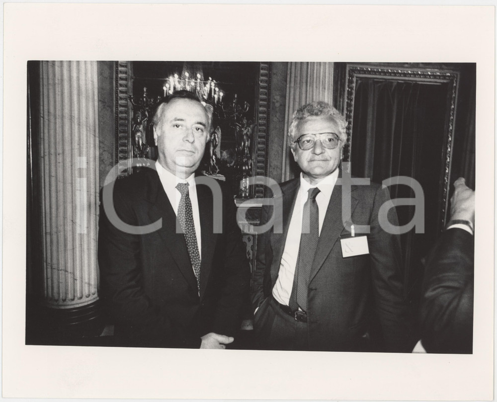 Fotografia d epoca originale 1985 ca MILANO Gianpiero Carlo CANTONI Paolo BENZONI Foto 25x20 cm 1