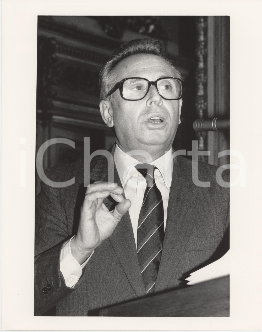 Fotografia d epoca originale 1985 ca DEMOCRAZIA CRISTIANA Luigi GRANELLI Politico DC Foto 20x25 cm 13 1