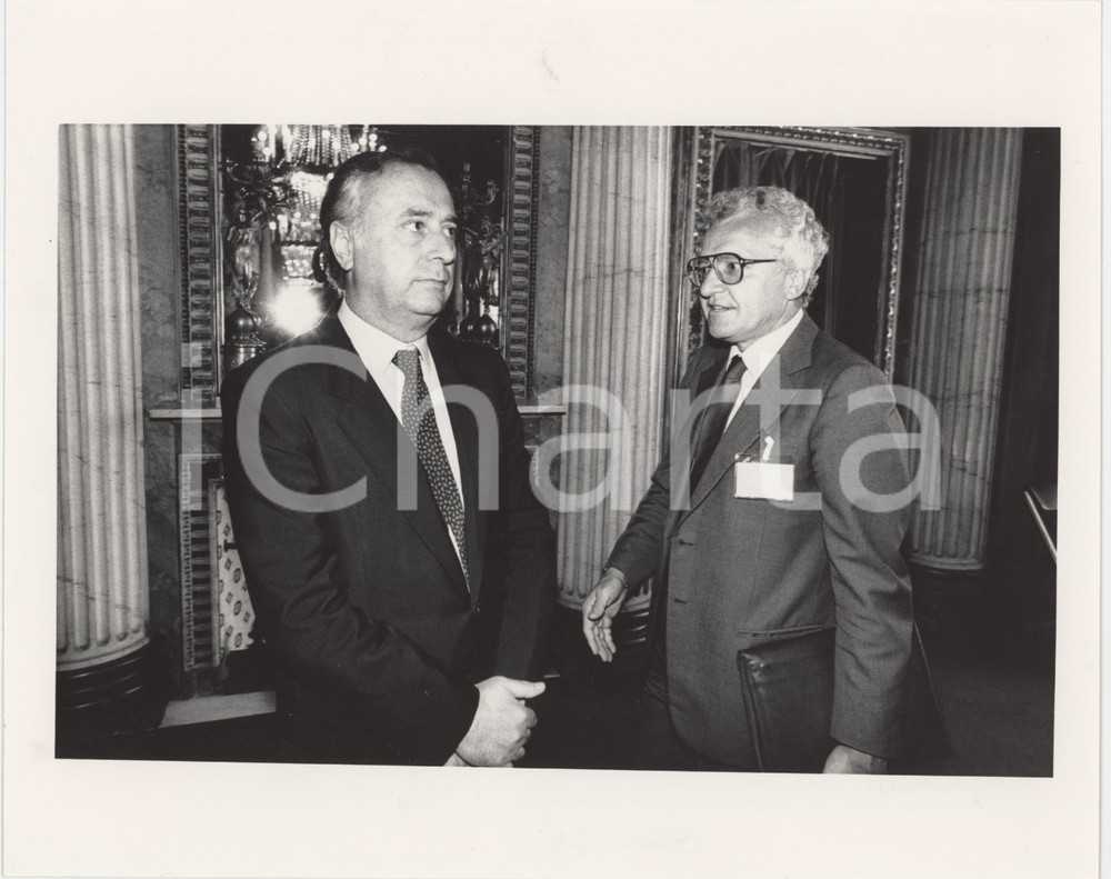 Fotografia d epoca originale 1985 ca MILANO Gianpiero Carlo CANTONI Paolo BENZONI Foto 25x20 cm 2 1