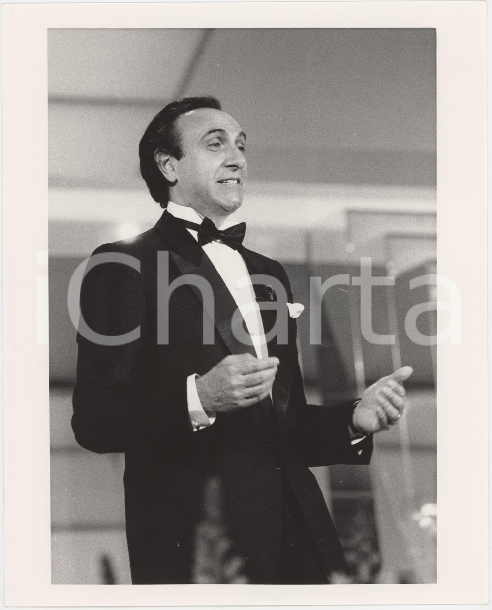 Fotografia d epoca originale 1985 ca ITALIA  TELEVISIONE Pippo BAUDO Ritratto presentatore  Foto 20x25 6 1