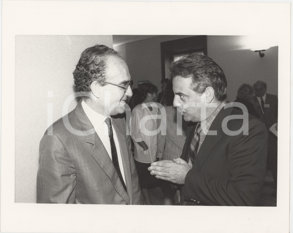 Fotografia d epoca originale 1985 ca PARTITO SOCIALISTA Giampaolo SODANO con PINI Foto 25x20 cm 1 1