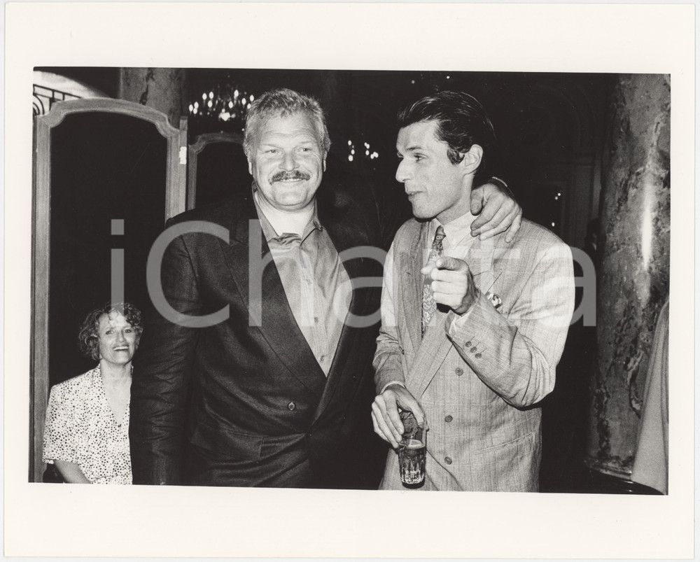 1987 MILANO (?) Brian DENNEHY Lambert WILSON Foto 25x20 cm