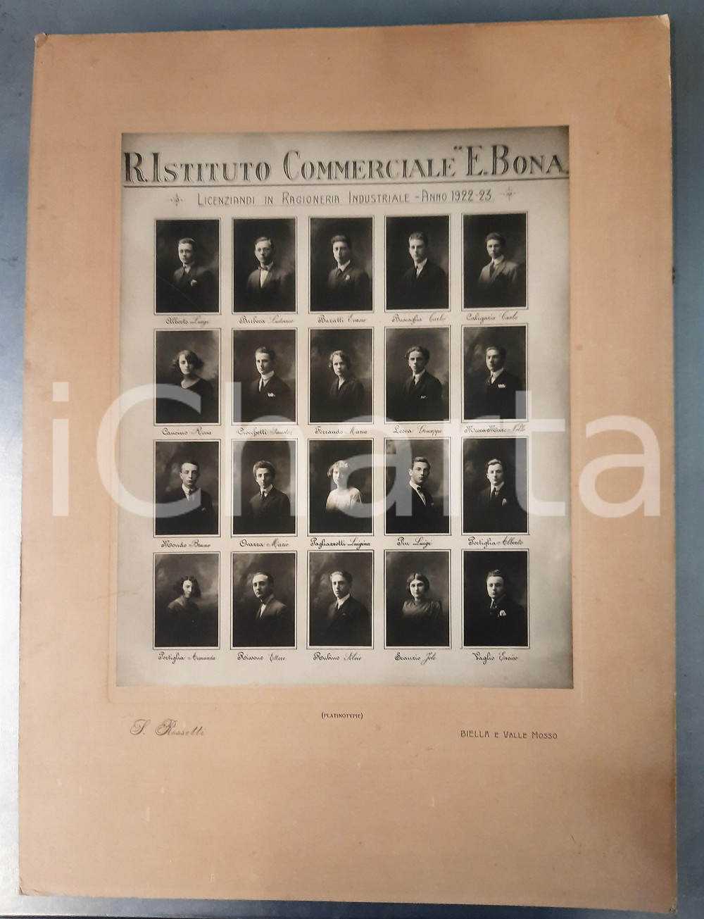 Fotografia d epoca originale 1923 BIELLA Istituto Commerciale E. BONA  Licenziandi ragioneria Foto ritratti 1