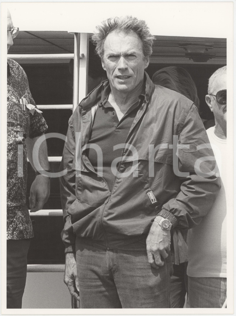 Fotografia d epoca originale 1985 ca COSTUME Clint EASTWOOD in barca  Fotografia 18x24 cm 2 1