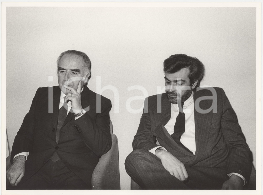 Fotografia d epoca originale 1985 ca RAI  OGGI E DOMANI Pier Luigi ROMITA Giovanni GORIA Foto 24x18 cm 1 1