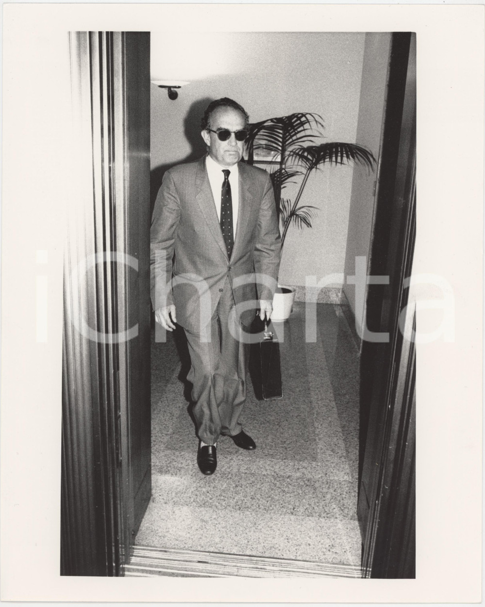 Fotografia d epoca originale 1985 ca RAI Massimo PINI Ritratto del dirigente  Foto 20x25 cm 4 1