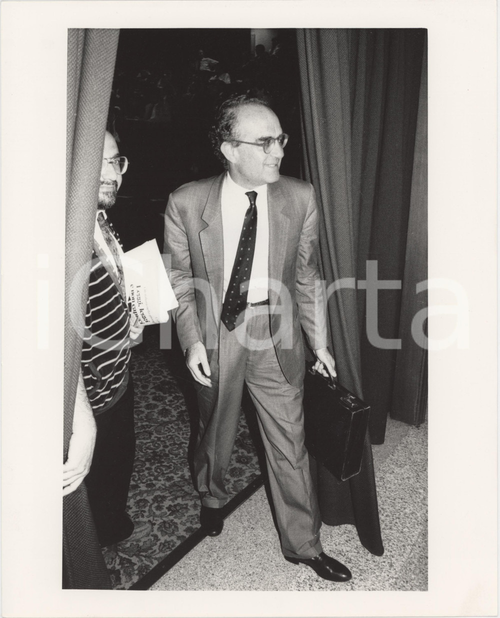 Fotografia d epoca originale 1985 ca RAI Massimo PINI Ritratto del dirigente  Foto 20x25 cm 3 1