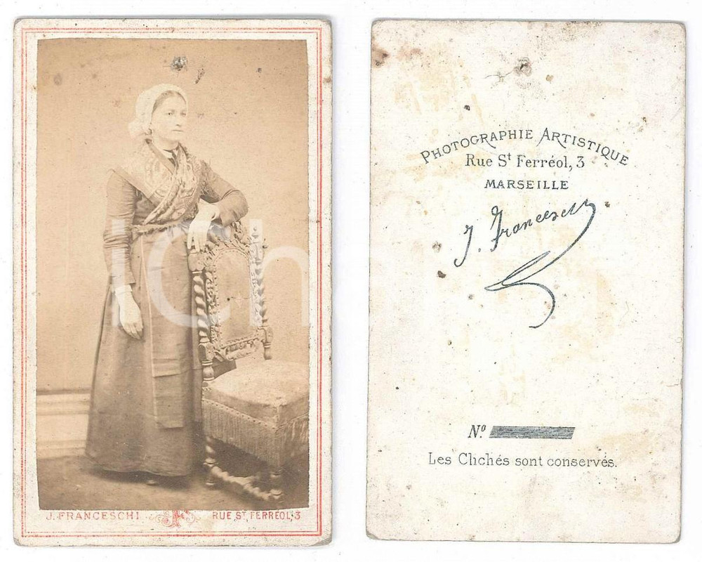 Fotografia d epoca originale 1870 ca MARSEILLE F Femme en costume traditionnel  Photo J. FRANCESCHI CDV 1