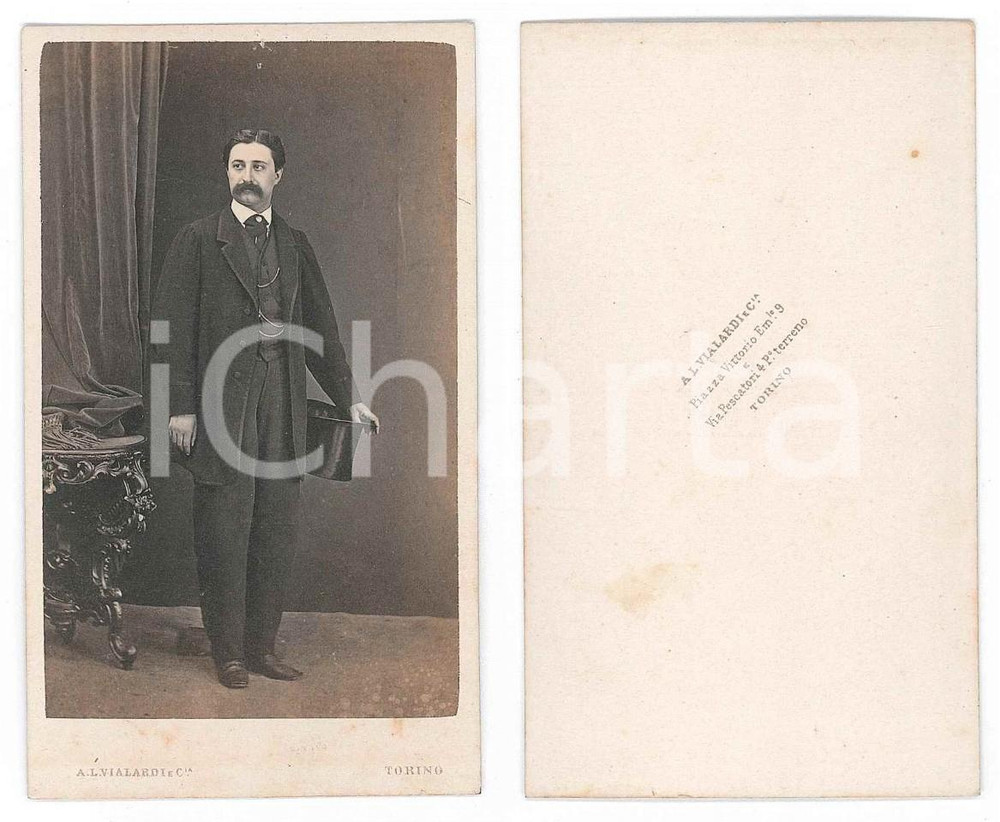Fotografia d epoca originale 1870 ca TORINO Ritratto maschile con cilindro Foto A. L. VIALARDI CDV 1