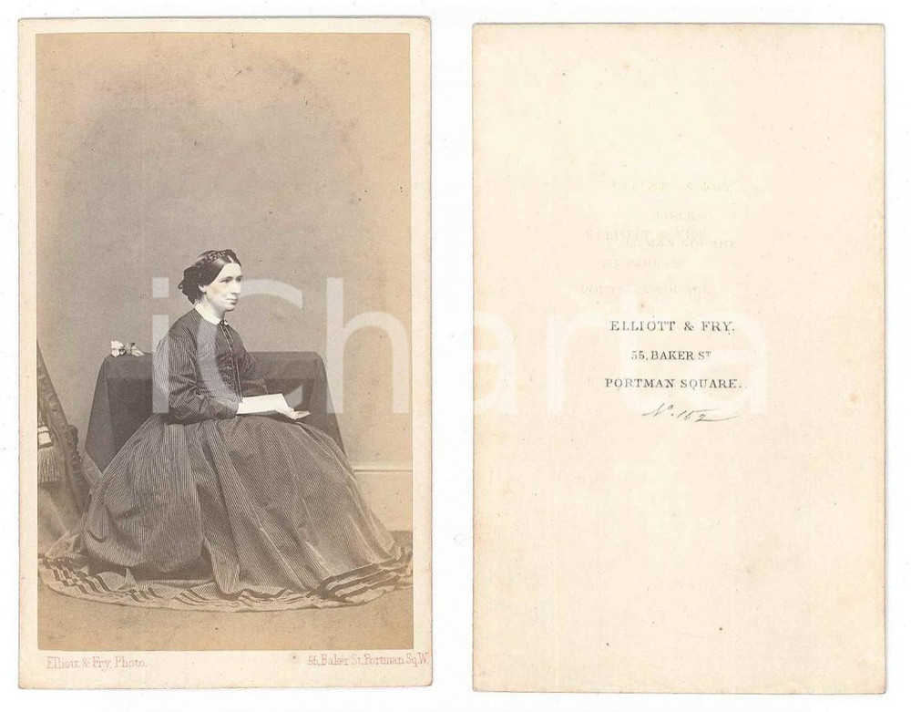 Fotografia d epoca originale 1870 ca LONDON Portrait of a woman reading  Photo ELLIOT & FRY CDV 1