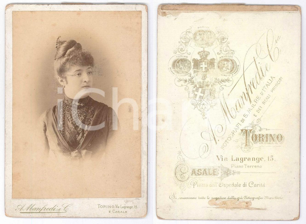 Fotografia d epoca originale 1885 ca TORINO Ritratto di nobildonna con abito ricamato Foto A. MANFREDI 1