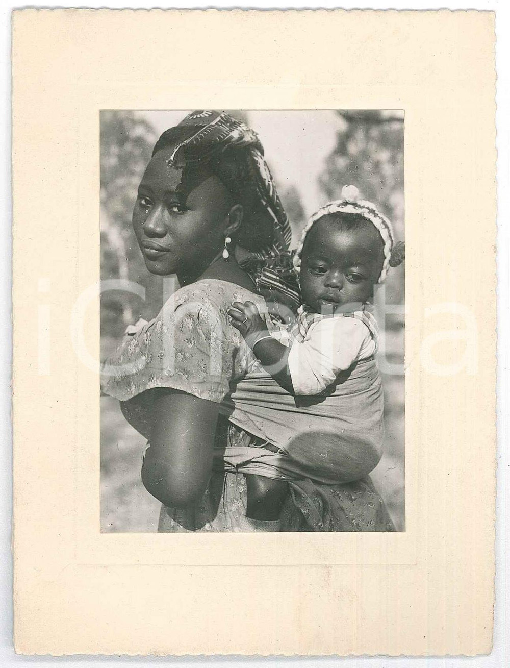 Oggetto da collezione cartaceo 1952 AFRIQUE  CONGO BELGE  MÃ¨re et enfant  Billet vÅ“ux avec photo 1